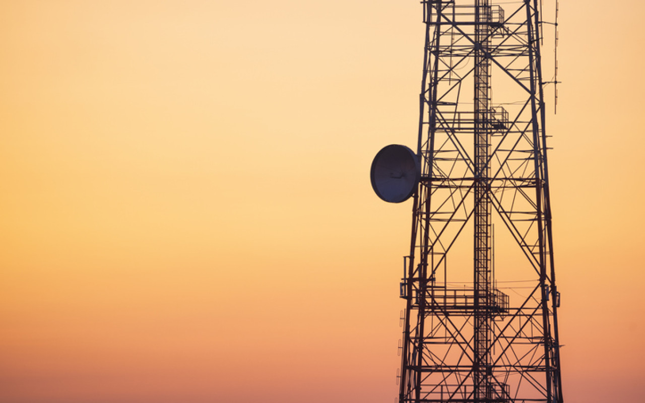cellular coms tower